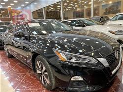 نيسان ألتيما